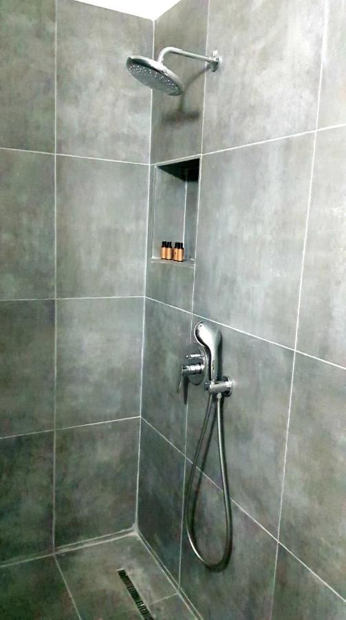 Bindi Apartment Himare Exterior photo